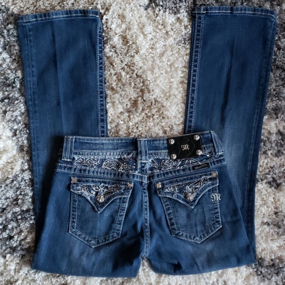 Miss Me Jean's.  Size 30. - Picture 4 of 7